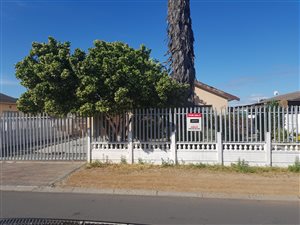 3 Bed House in Blue Downs
