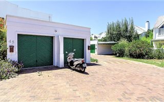 2 Bedroom House in Die Boord