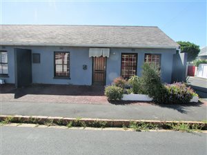 2 Bedroom House in Harfield Village