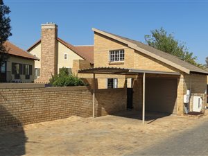 1 Bed Duplex in Olivedale