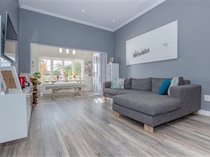 2 Bed Apartment in Eagle Canyon Golf Estate
