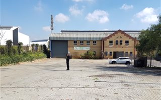 839 m² Industrial space in Meadowdale