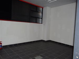 1260 m² Industrial space in Wynberg