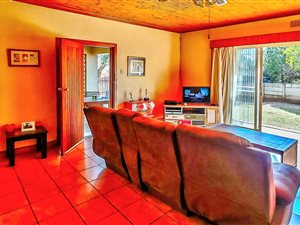 3 Bed House in Kanonkop