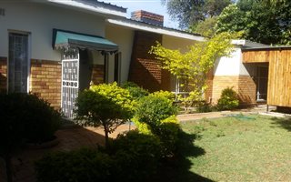 4 Bedroom House in Moregloed