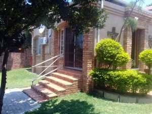 2 Bed House in Safarituine