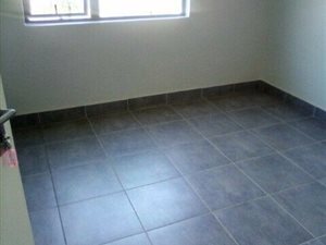 2 Bed Apartment in Halfway House
