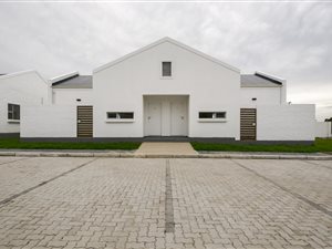 2 Bed Townhouse in Pinelands