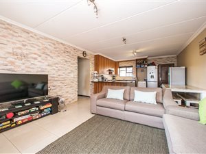 3 Bed Apartment in Barbeque Downs