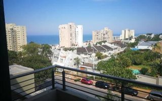 90 m² Commercial space in Umhlanga Rocks