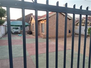 3 Bed House in African Jewel