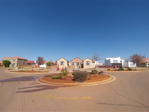 384 m² Land available in The Orchards