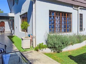 5 Bed House in Norwood
