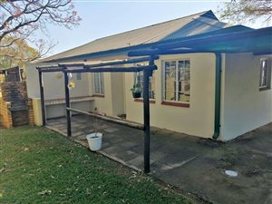 1 Bed Townhouse in White River Central