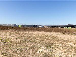 5932 m² Land available in Stikland