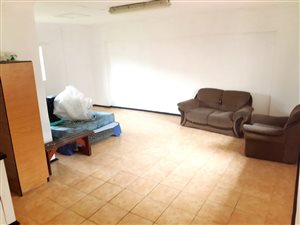 1 Bed Apartment in Birdswood