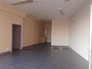 75 m² Commercial space in Sunford