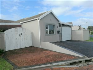 3 Bed House in Plattekloof Glen