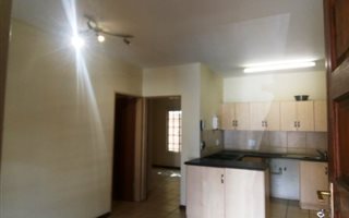 2 Bedroom Flat in Brits Central