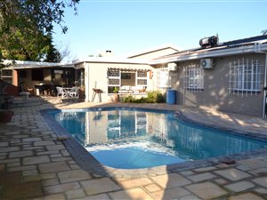 4 Bed House in Panorama