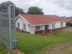 4 Bed House in Arena Park