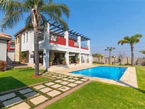 2 Bed Apartment in Barbeque Downs