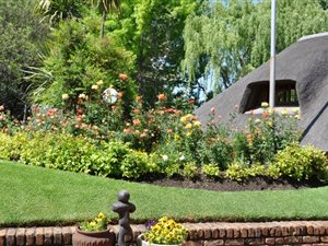 7 Bed House in Miravaal