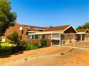 2 Bed Townhouse in Riebeeckstad