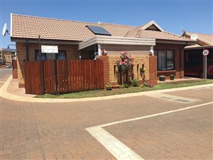2 Bed Apartment in Eldoraigne