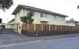 2 Bedroom Apartment in Claremont