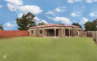 3 Bedroom House in Strubenvale