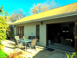 1 Bed Garden Cottage in Parkview