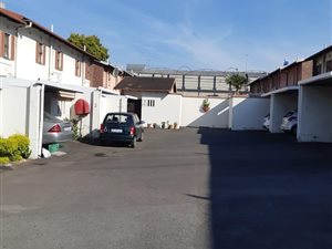 2 Bed Duplex in Pinetown Central