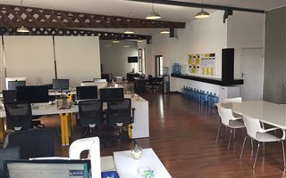 301 m² Commercial space in Zonnebloem