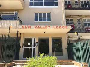 2 Bedroom Apartment in Craighall Park