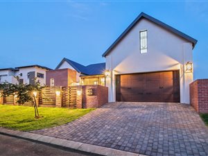 3 Bedroom House in The Hills