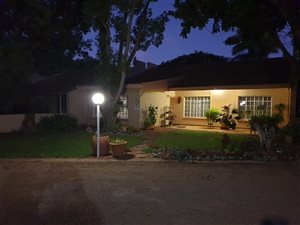 3 Bed Townhouse in Mookgophong (Naboomspruit)