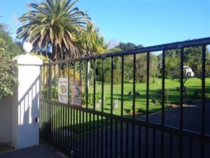 1000 m² Land available in Durbanville Hills