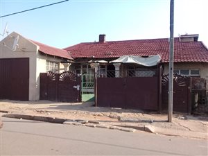 5 Bed House in Wattville
