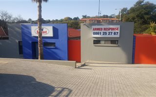 174 m² Commercial space in Monument Park