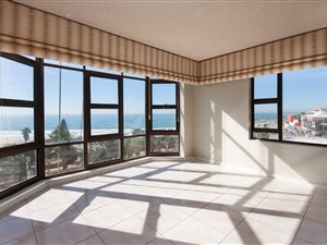 3 Bed Apartment in Humewood