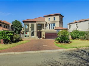 4 Bedroom House in Aspen Hills