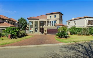 4 Bedroom House in Aspen Hills