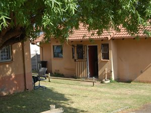 3 Bed Cluster in Lombardy East