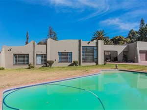 5 Bed House in Kelvin