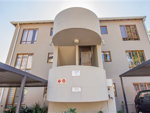 2 Bed Apartment in Craighall Park