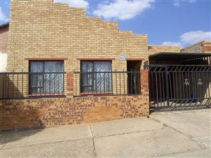2 Bed House in Diepkloof