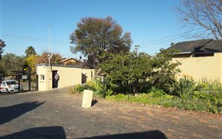 3 Bedroom Cluster in President Park
