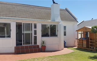 3 Bedroom House in Country Club
