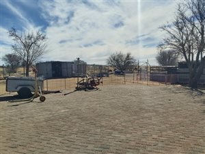 4.5 ha Smallholding in Martindale